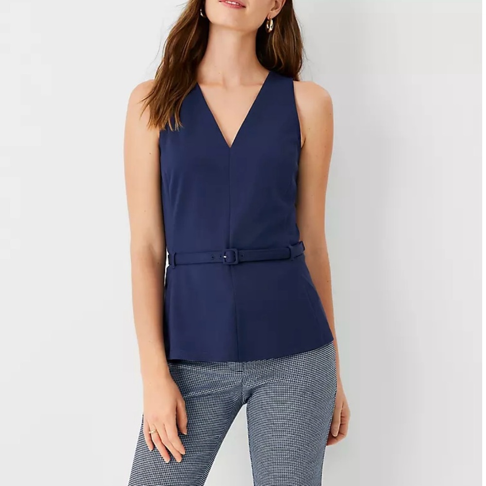NWT Ann Taylor Petite Belted V-Neck Shell